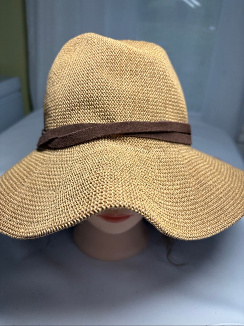 Wyeth Tan Packable Paper/Poly Hat